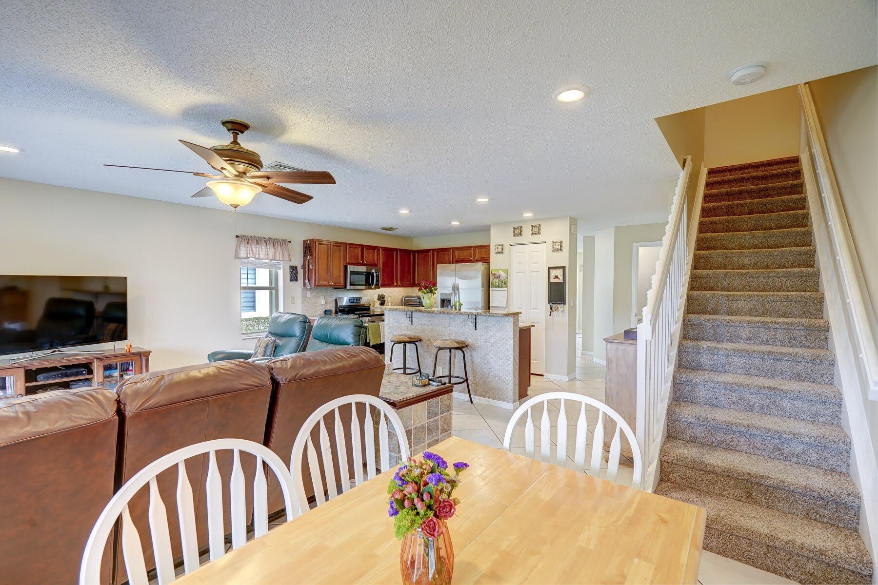254 Timberwalk Trail Jupiter, FL 33458 - Photo 16 of 45 dining area