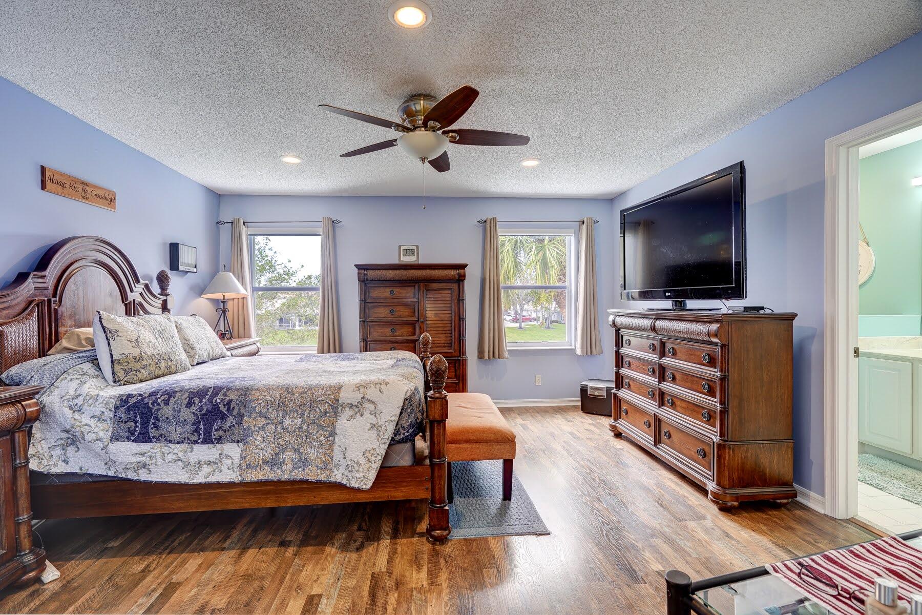 254 Timberwalk Trail Jupiter, FL 33458 - Photo 27 of 45 primary bedroom