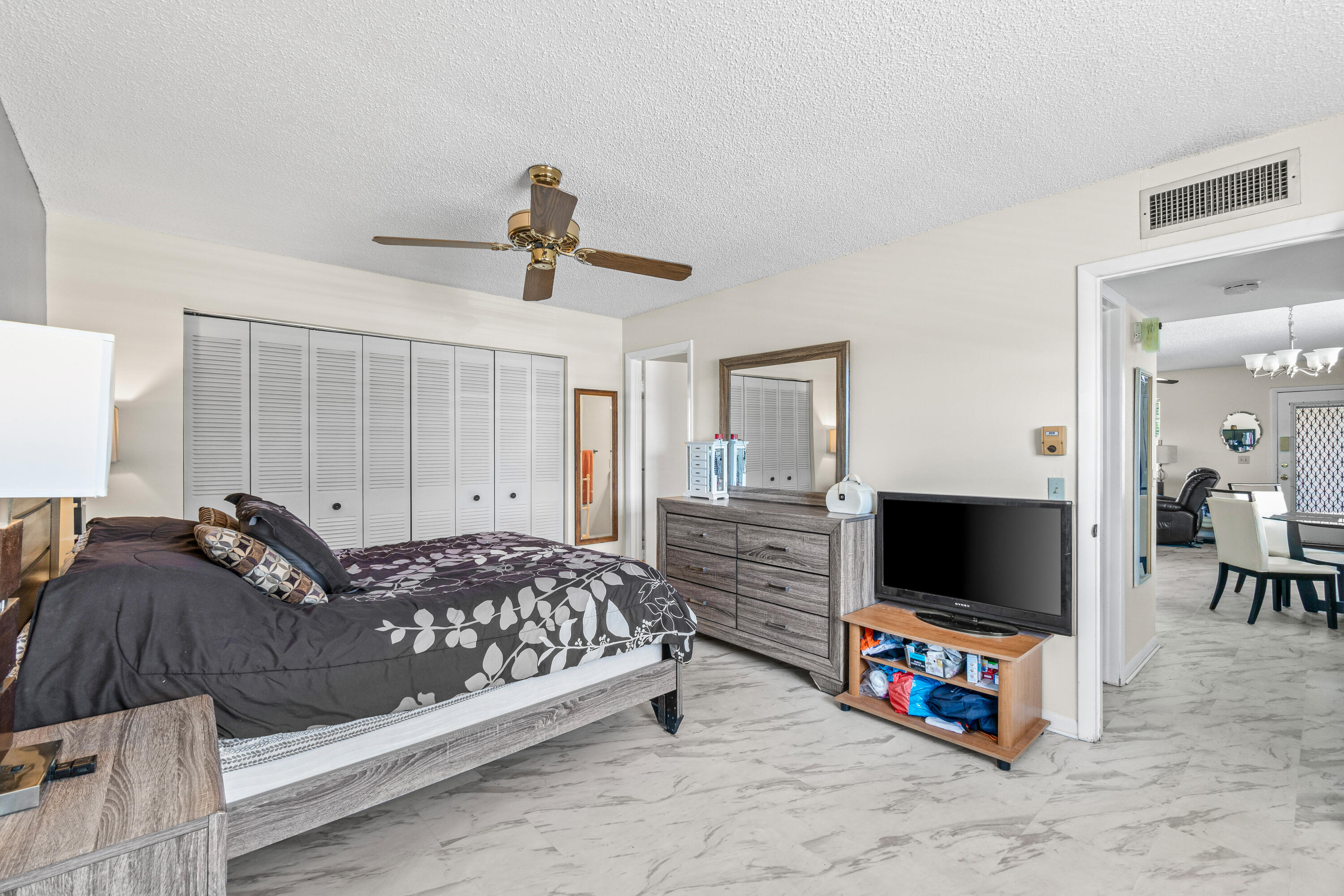 184 Flanders D Delray Beach, FL 33484 - Photo 15 of 22 017-184FlandersD-DelrayBeach-FL-33484-FU