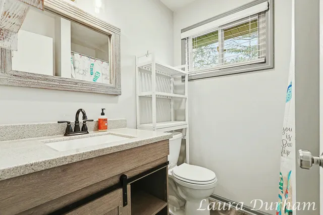 $320,000 | 3581 65th Street, Unit 5, Saugatuck, MI 49453