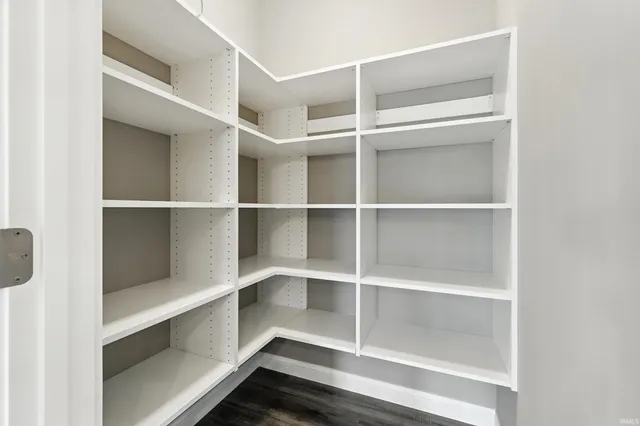 $429,900 | 846 Koehler Place, Fort Wayne, IN 46818