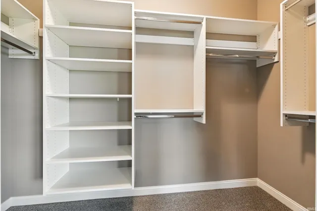 $429,900 | 846 Koehler Place, Fort Wayne, IN 46818