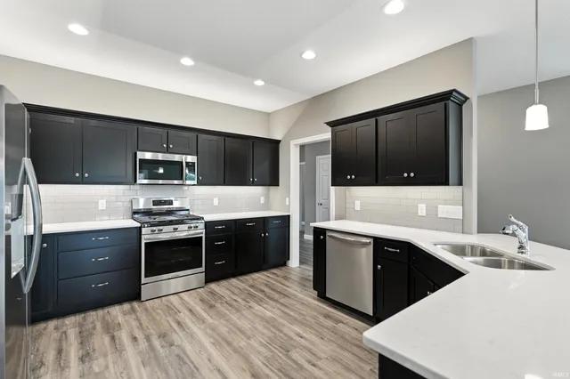 $429,900 | 846 Koehler Place, Fort Wayne, IN 46818