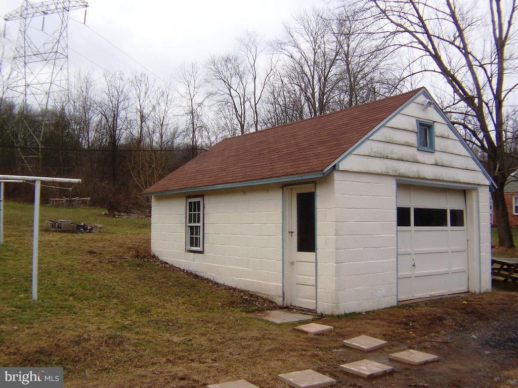 755 Greenville Road Denver, PA 17517 - Photo 12 of 15