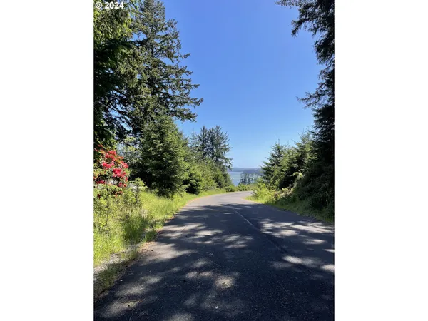 $265,000 | 83615 Clear Lake Road, Unit 13, Florence, OR 97439