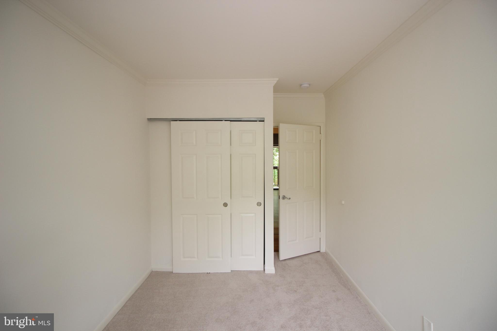 2226 Castle Rock Square, Unit 22C Reston, VA 20191 - Photo 17 of 45