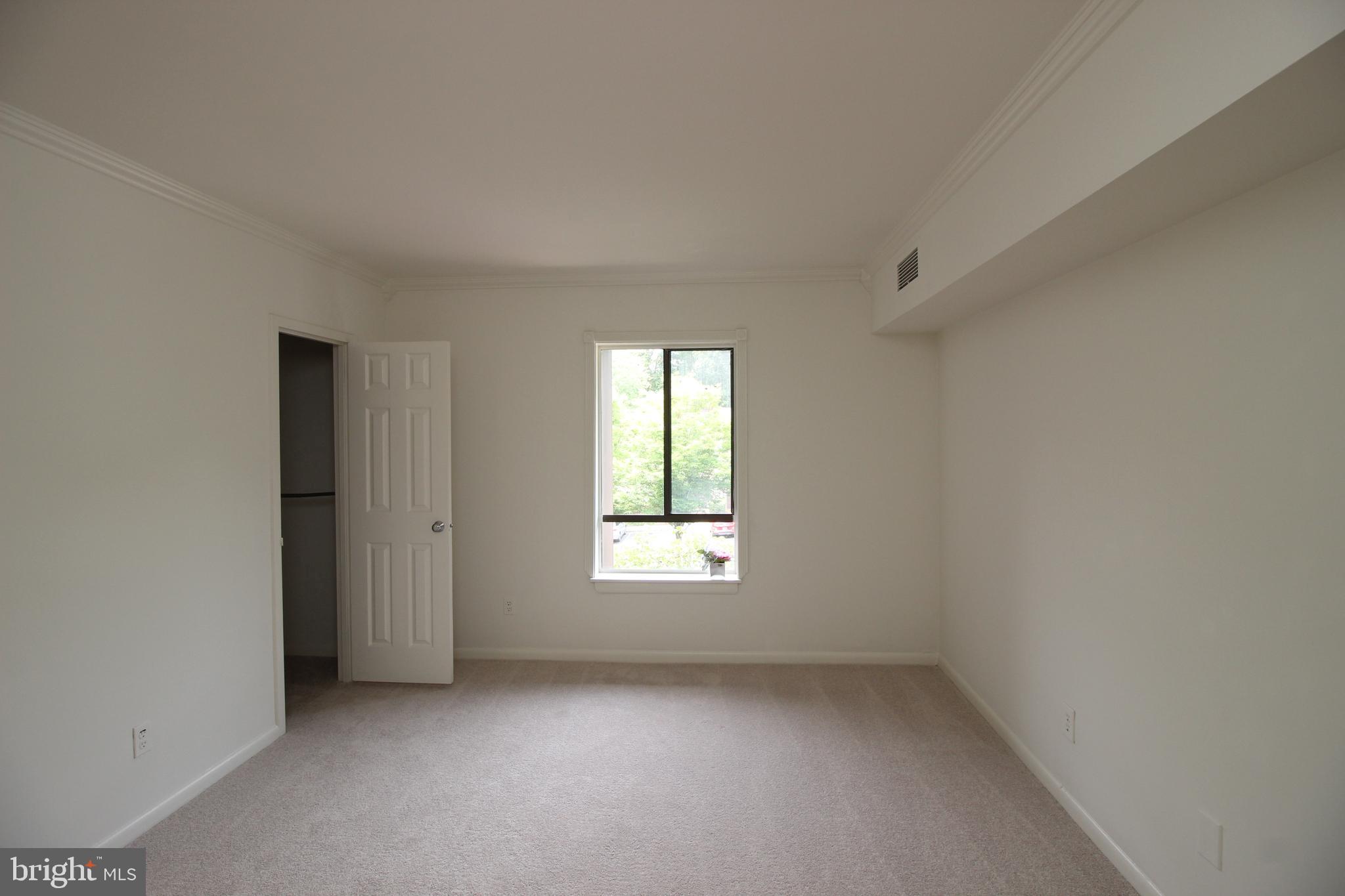 2226 Castle Rock Square, Unit 22C Reston, VA 20191 - Photo 22 of 45