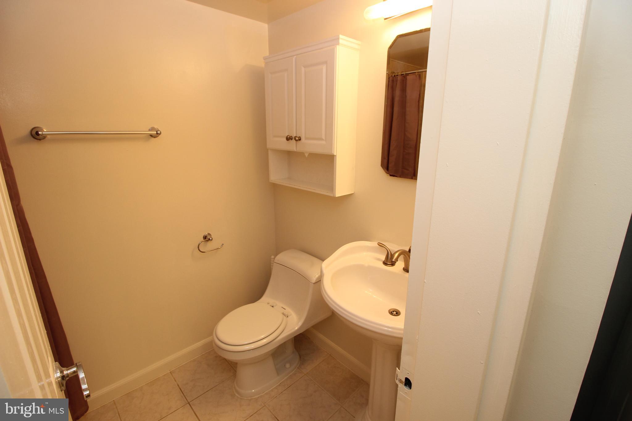 2226 Castle Rock Square, Unit 22C Reston, VA 20191 - Photo 37 of 45