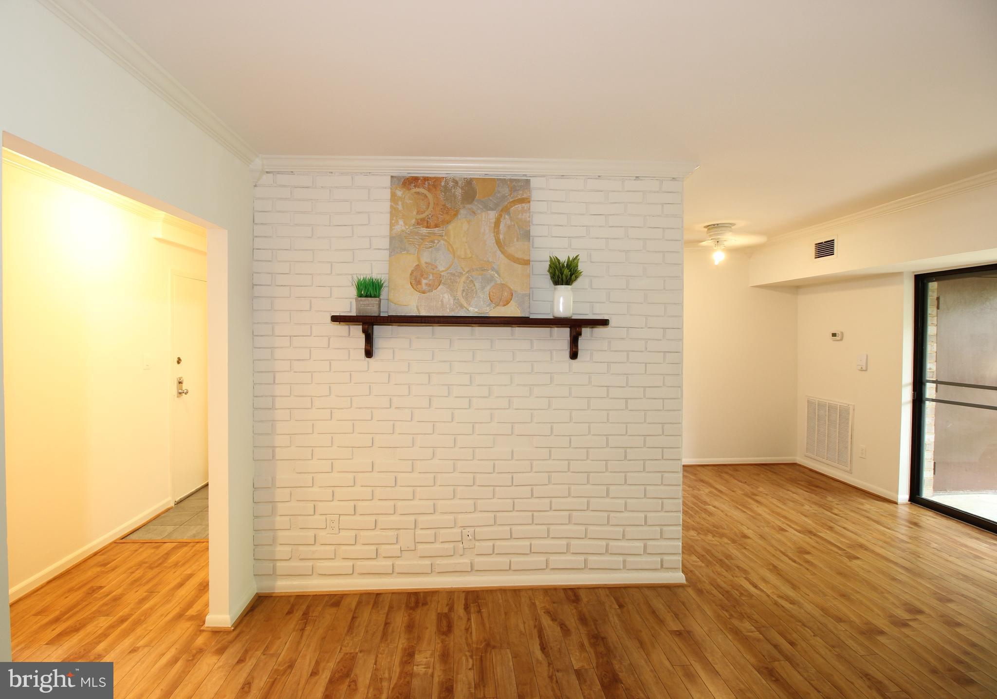 2226 Castle Rock Square, Unit 22C Reston, VA 20191 - Photo 5 of 45