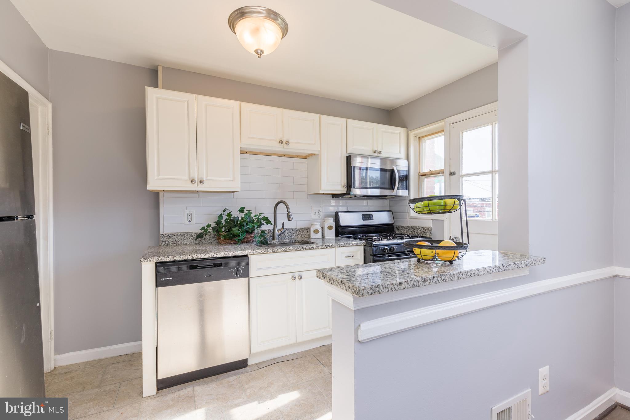 7831 Wynbrook Road Baltimore, MD 21224 - Photo 8 of 28