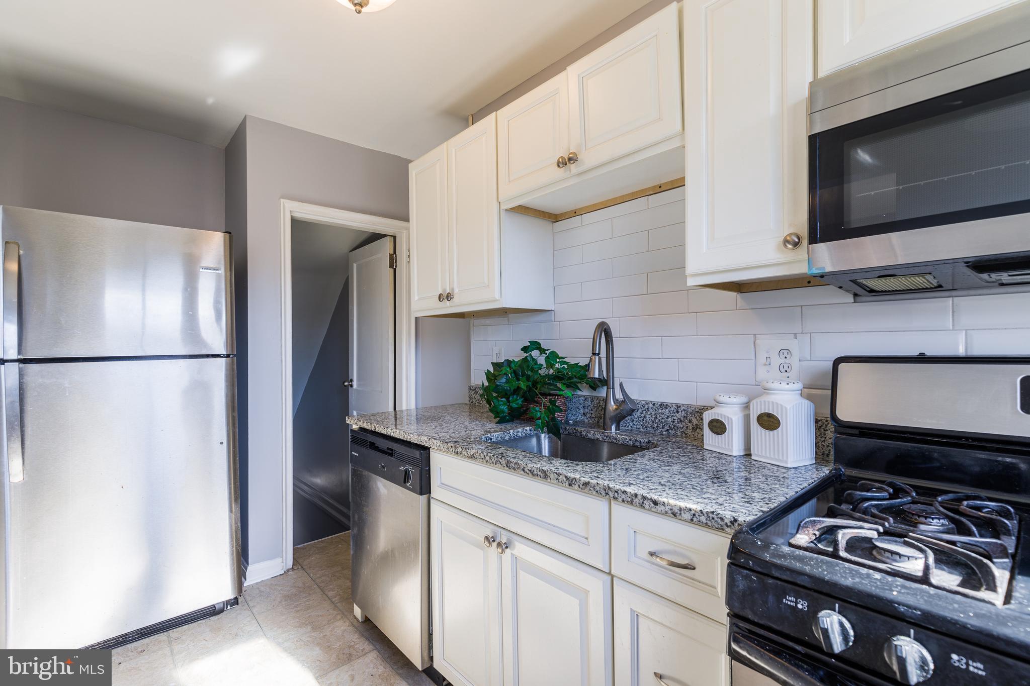 7831 Wynbrook Road Baltimore, MD 21224 - Photo 10 of 28