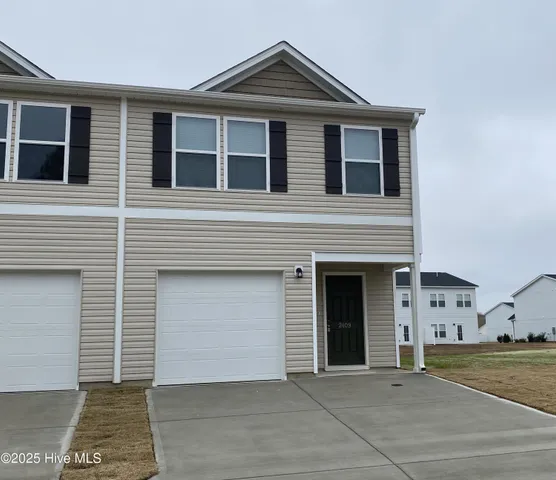 $1,850 | 2409 Brookville Drive, Unit B, Greenville, NC 27834