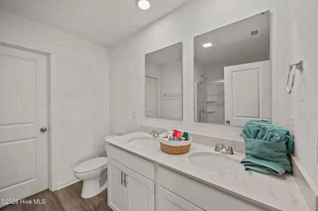 $1,775 | 2409 Brookville Drive, Unit B, Greenville, NC 27834