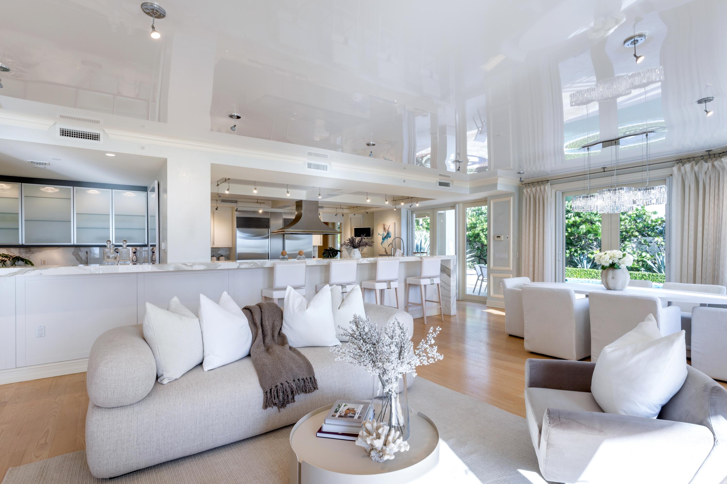 400 South Ocean Boulevard, Unit R26 Boca Raton, FL 33432 - Photo 18 of 65 SITTING ROOM TO KITCHEN