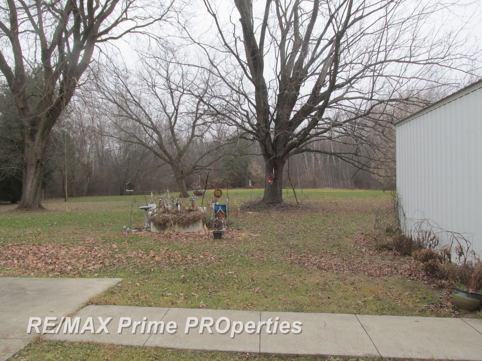 8515 Downing Road Birch Run, MI 48415 - Photo 13 of 16 50130480-6d3bc363-c7f2-4759-8155-408551ab3123.JPG