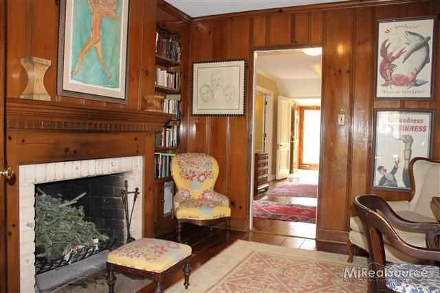 1038 Audubon Road Grosse Pointe, MI 48230 - Photo 9 of 23 31146216-8.JPG