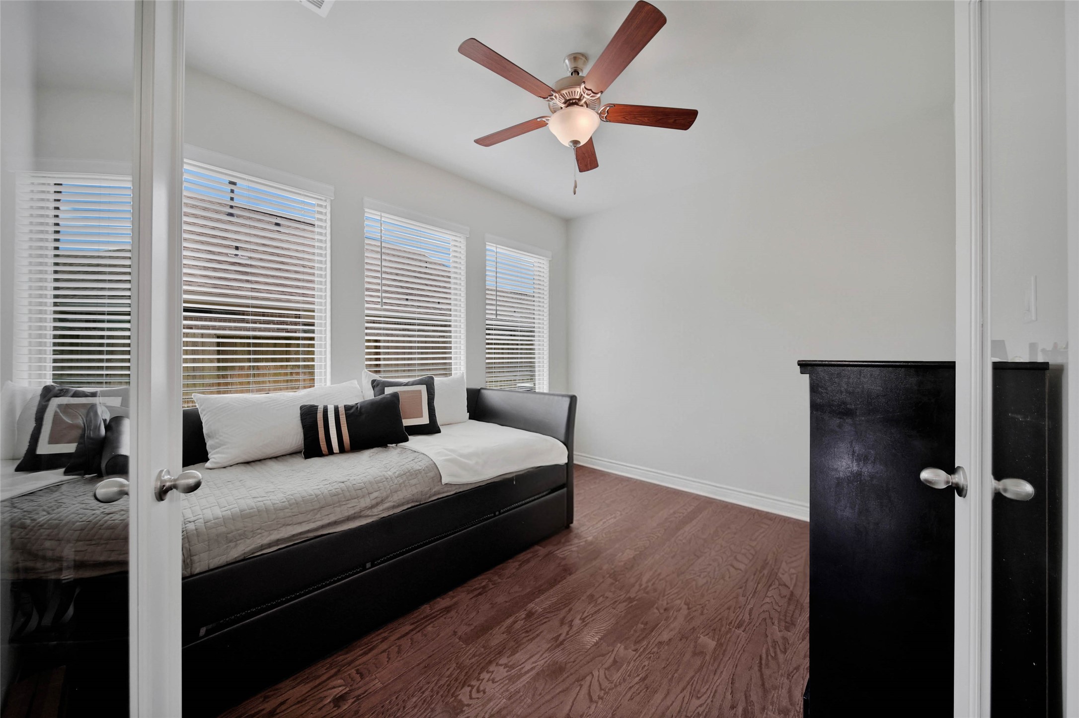 3715 Handel Drive Rosharon, TX 77583 - Photo 18 of 40