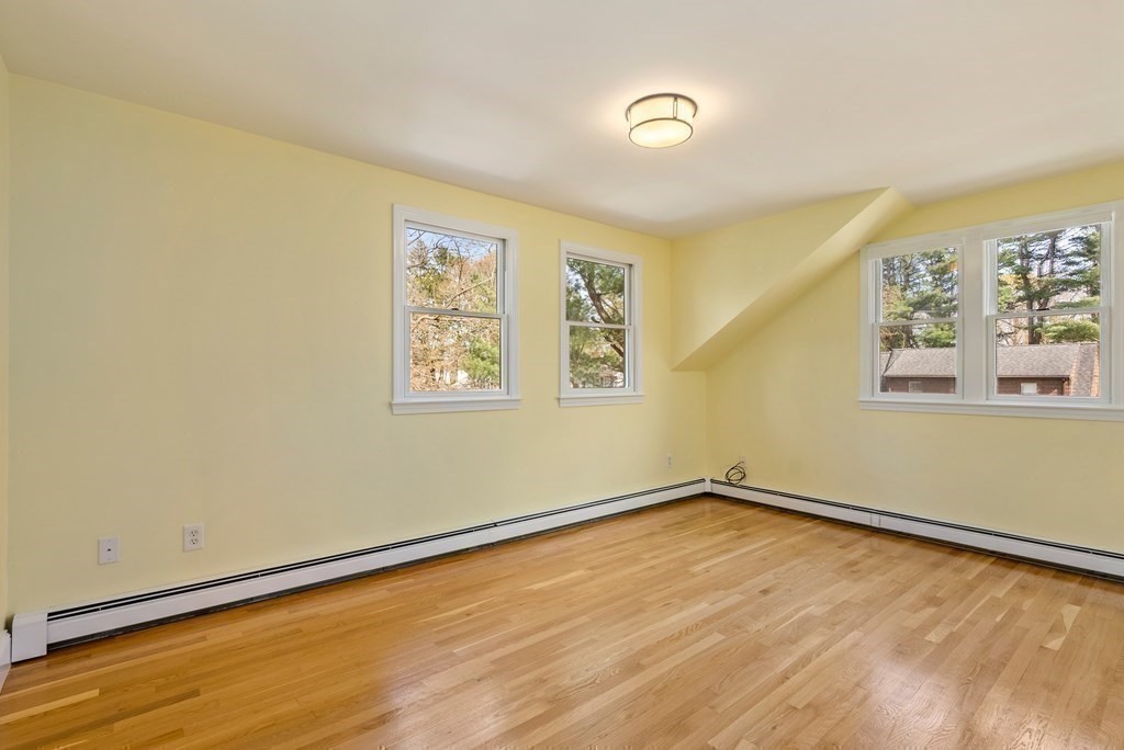 21 Lake Road Wayland, MA 01778 - Photo 26 of 37