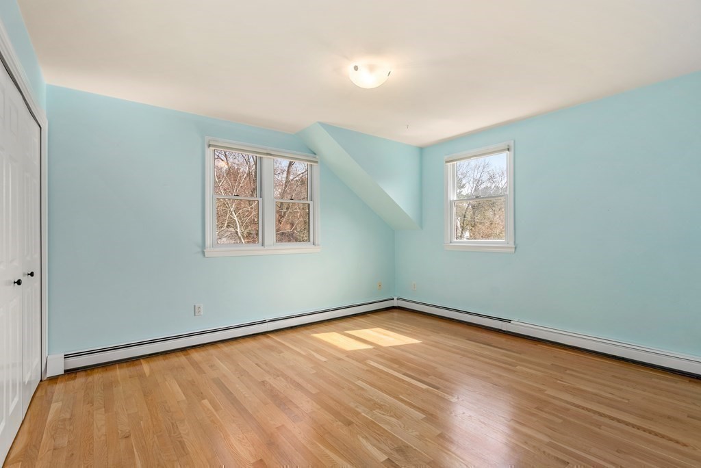 21 Lake Road Wayland, MA 01778 - Photo 27 of 37