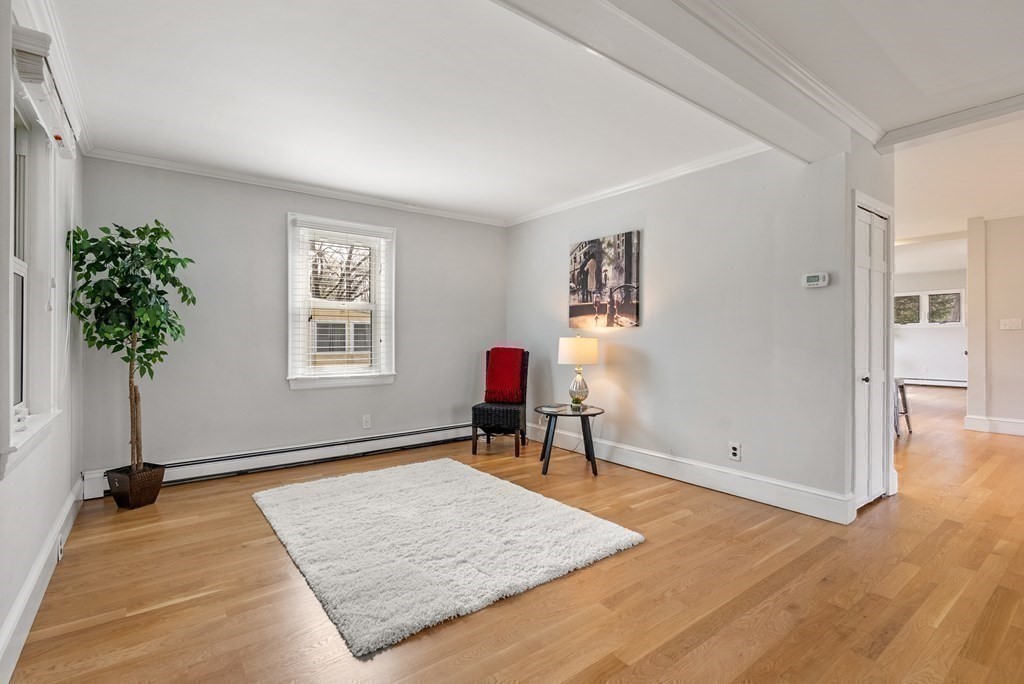 21 Lake Road Wayland, MA 01778 - Photo 7 of 37