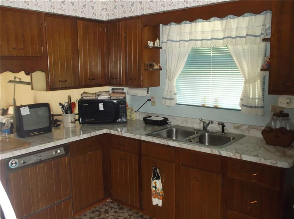 170 Carpenter Road Kittanning, PA 16201 - Photo 7 of 23