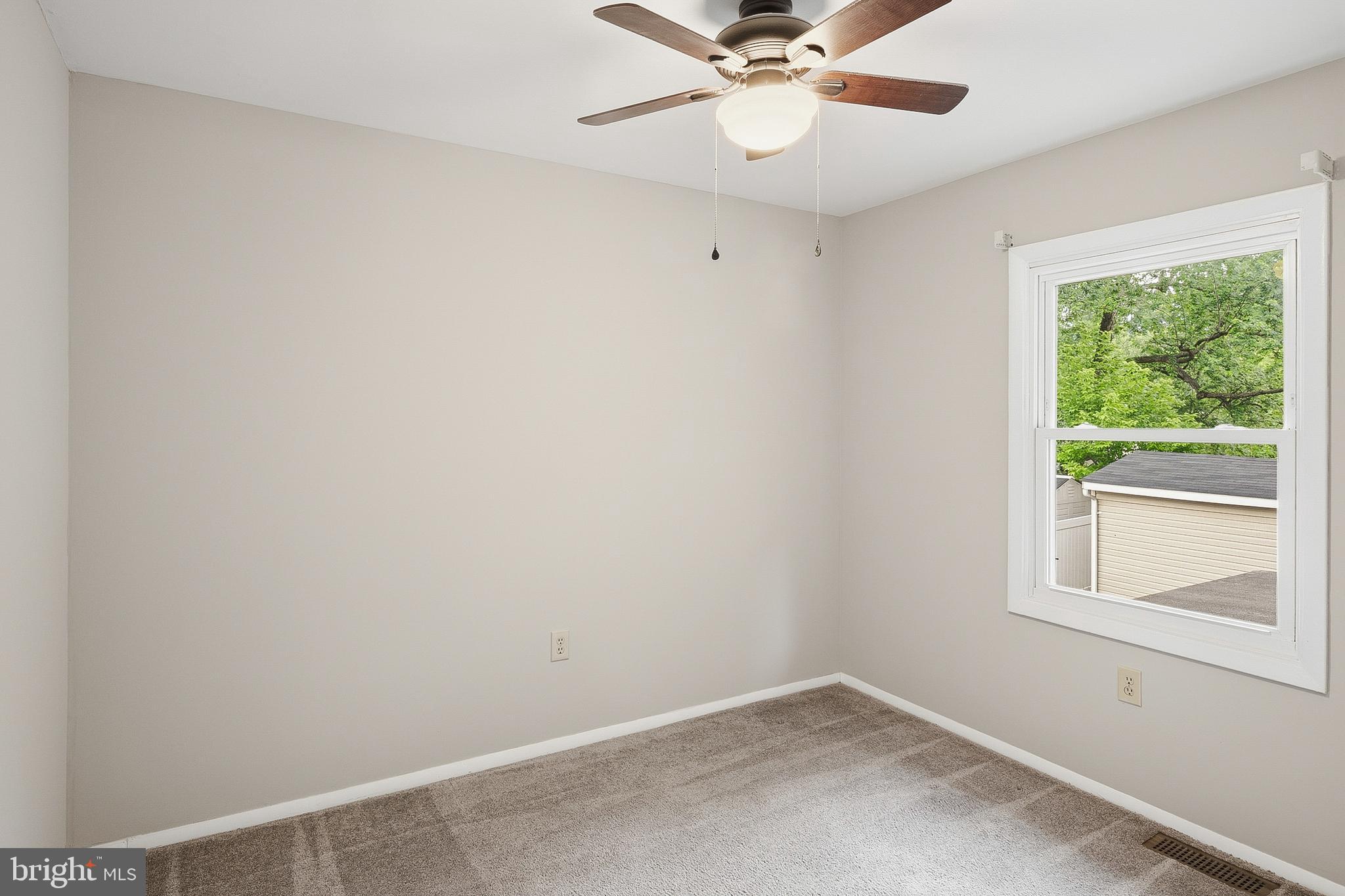 1332 Tenbrook Road Odenton, MD 21113 - Photo 29 of 39 Bedroom 3