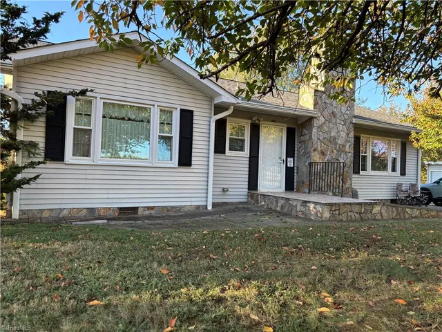 $200,000 | 470 Dobbins Mill Road, Elkin, NC 28621