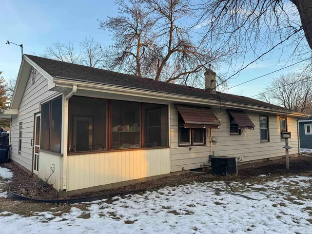 $199,900 | 1111 North Martin Road, Janesville, WI 53545