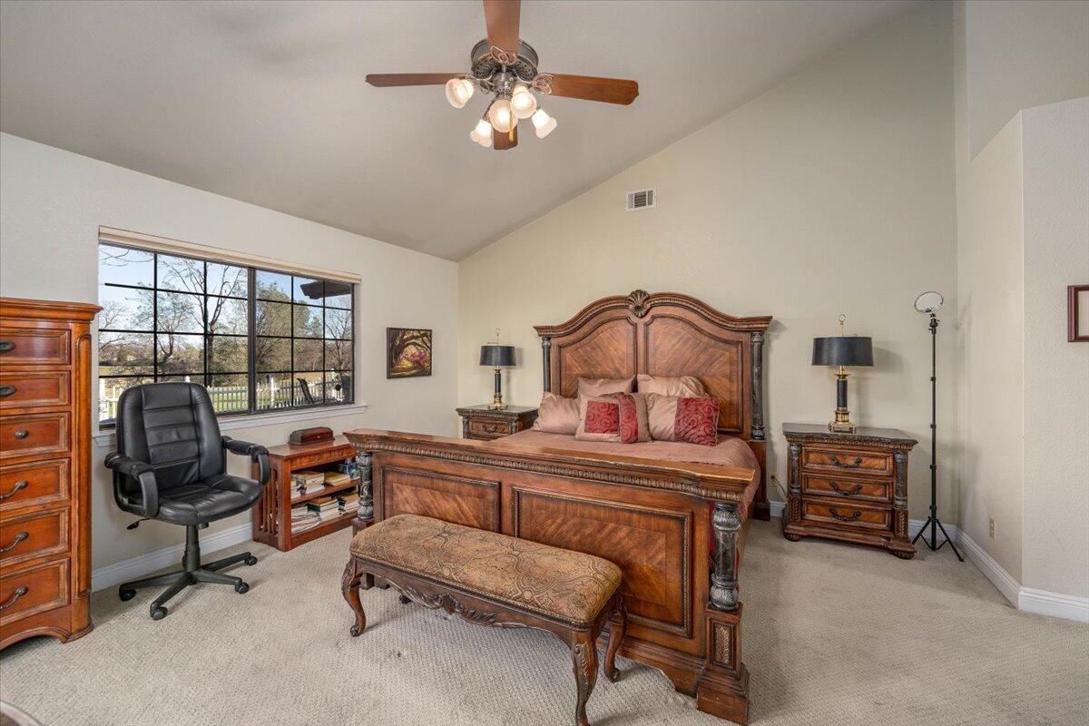 1863 Gold Hills Drive Redding, CA 96003 - Photo 16 of 50 Primary Bedroom