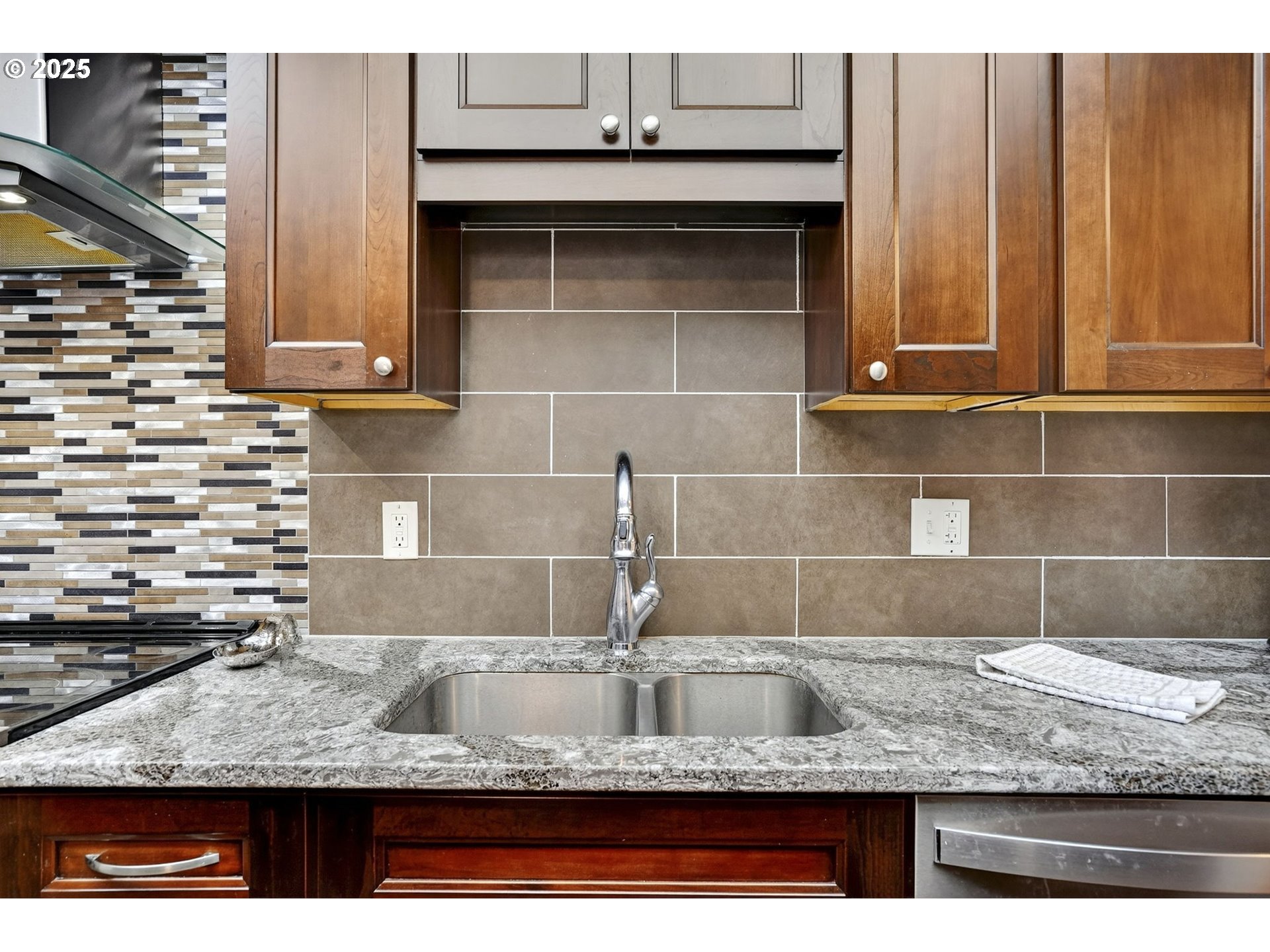 2211 Southwest 1st Avenue, Unit 1001 Portland, OR 97201 - Photo 20 of 43