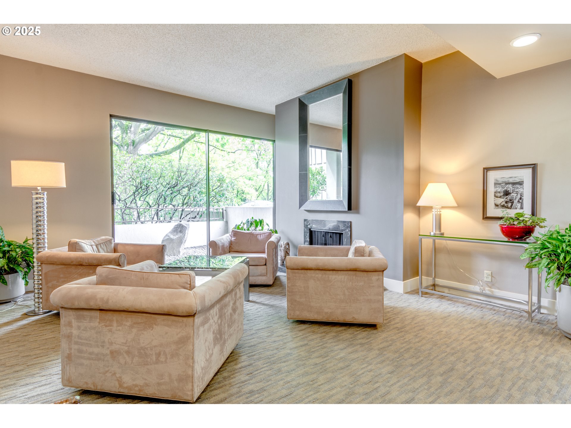 2211 Southwest 1st Avenue, Unit 1001 Portland, OR 97201 - Photo 3 of 43 Lobby