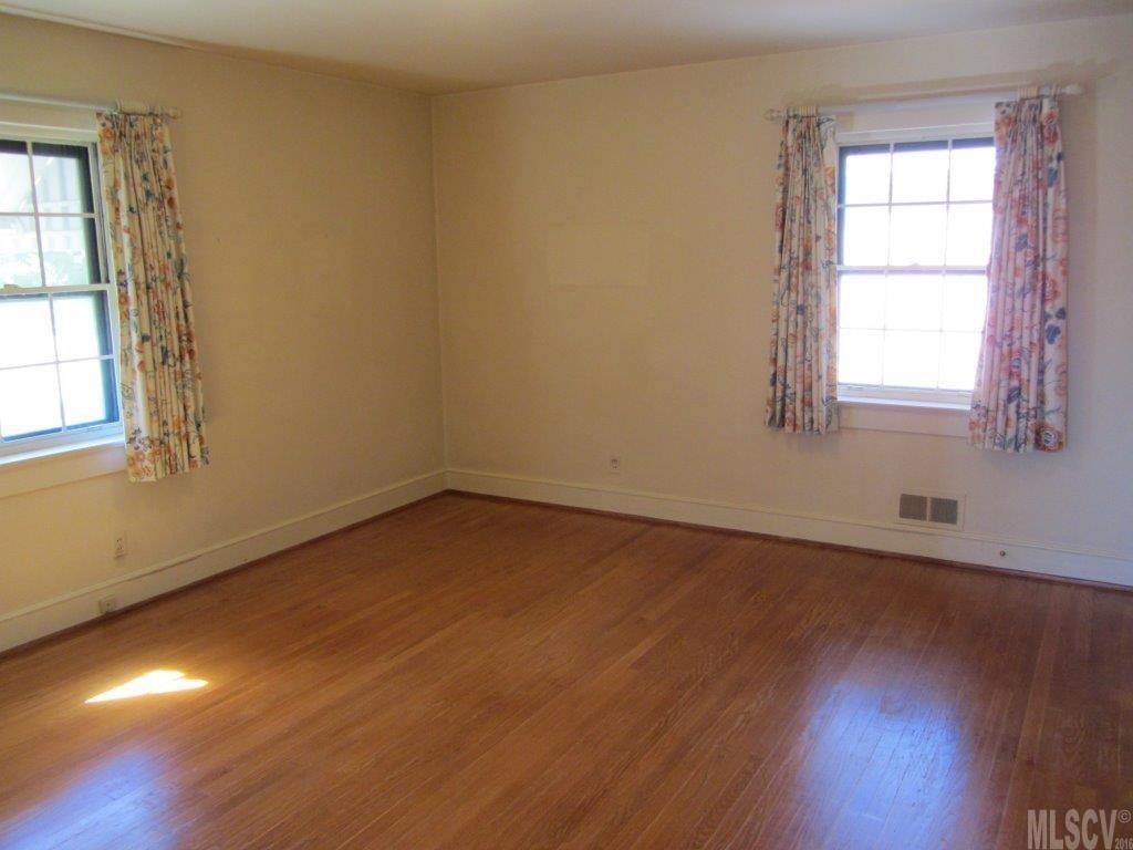 4133 County Home Road Conover, NC 28613 - Photo 4 of 25 Gallery Image 4