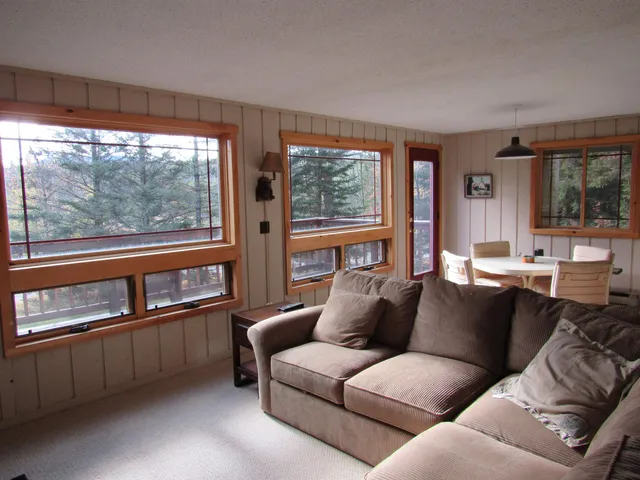 $390,000 | 440 Stratton Arlington Road, Stratton, VT 05360