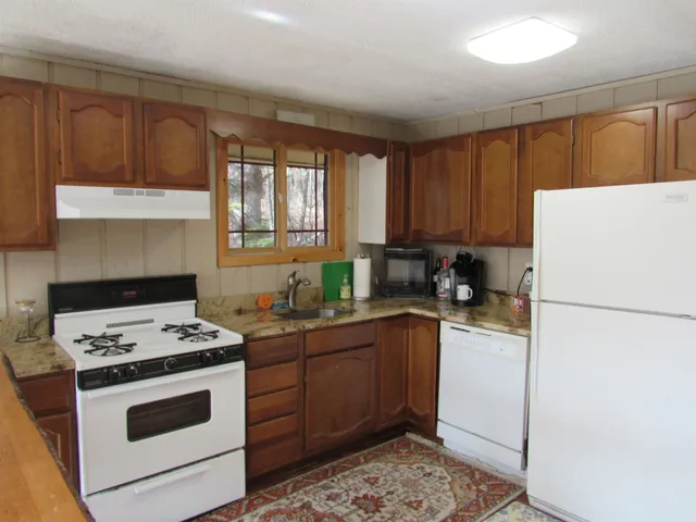 $390,000 | 440 Stratton Arlington Road, Stratton, VT 05360