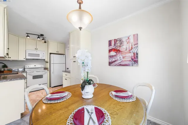 $899,950 | 1550 Calle Enrique, Pleasanton, CA 94566