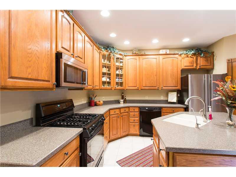 1792 Cherry Tree Road Avon, IN 46123 - Photo 8 of 24 Gallery Image 8