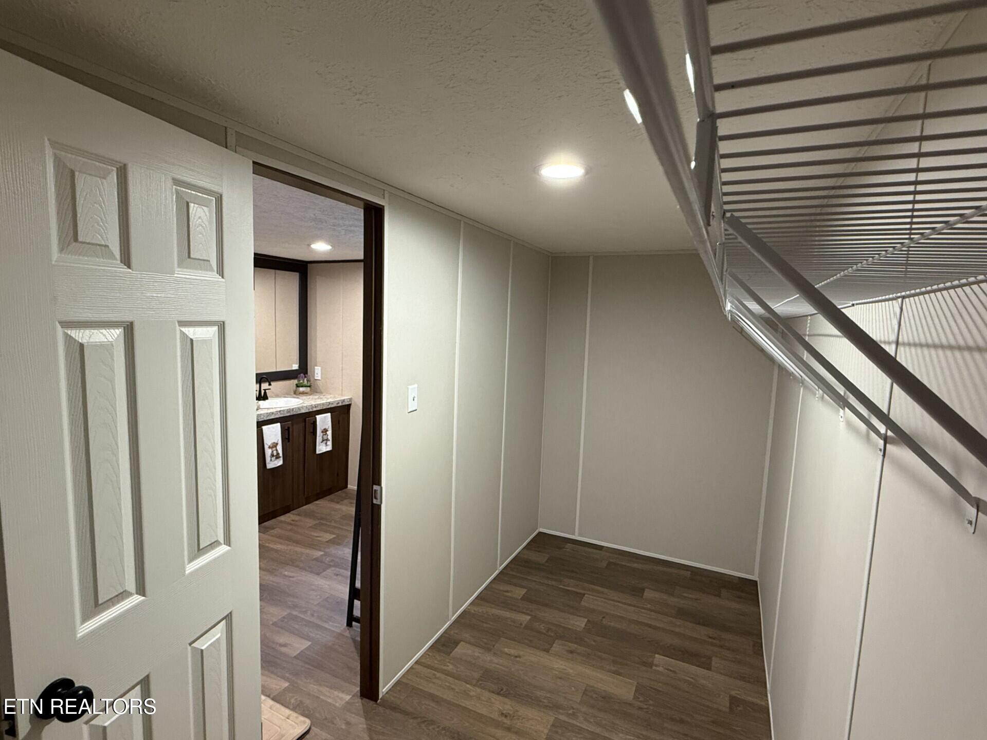 112 Clear Springs Road Harriman, TN 37748 - Photo 21 of 31 Mst Closet