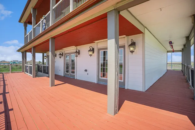 $850,000 | 883 Gulf Cedar Drive, Port Bolivar, TX 77650