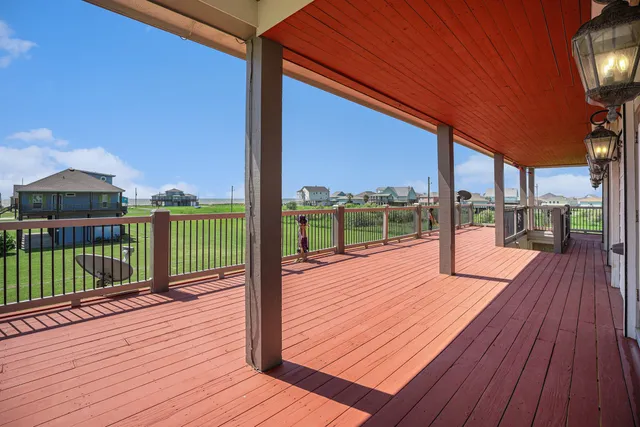 $850,000 | 883 Gulf Cedar Drive, Port Bolivar, TX 77650