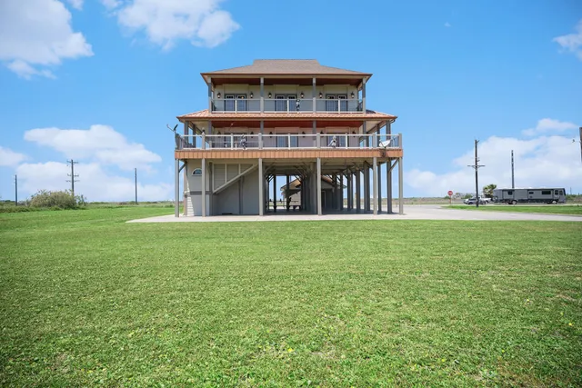 $850,000 | 883 Gulf Cedar Drive, Port Bolivar, TX 77650