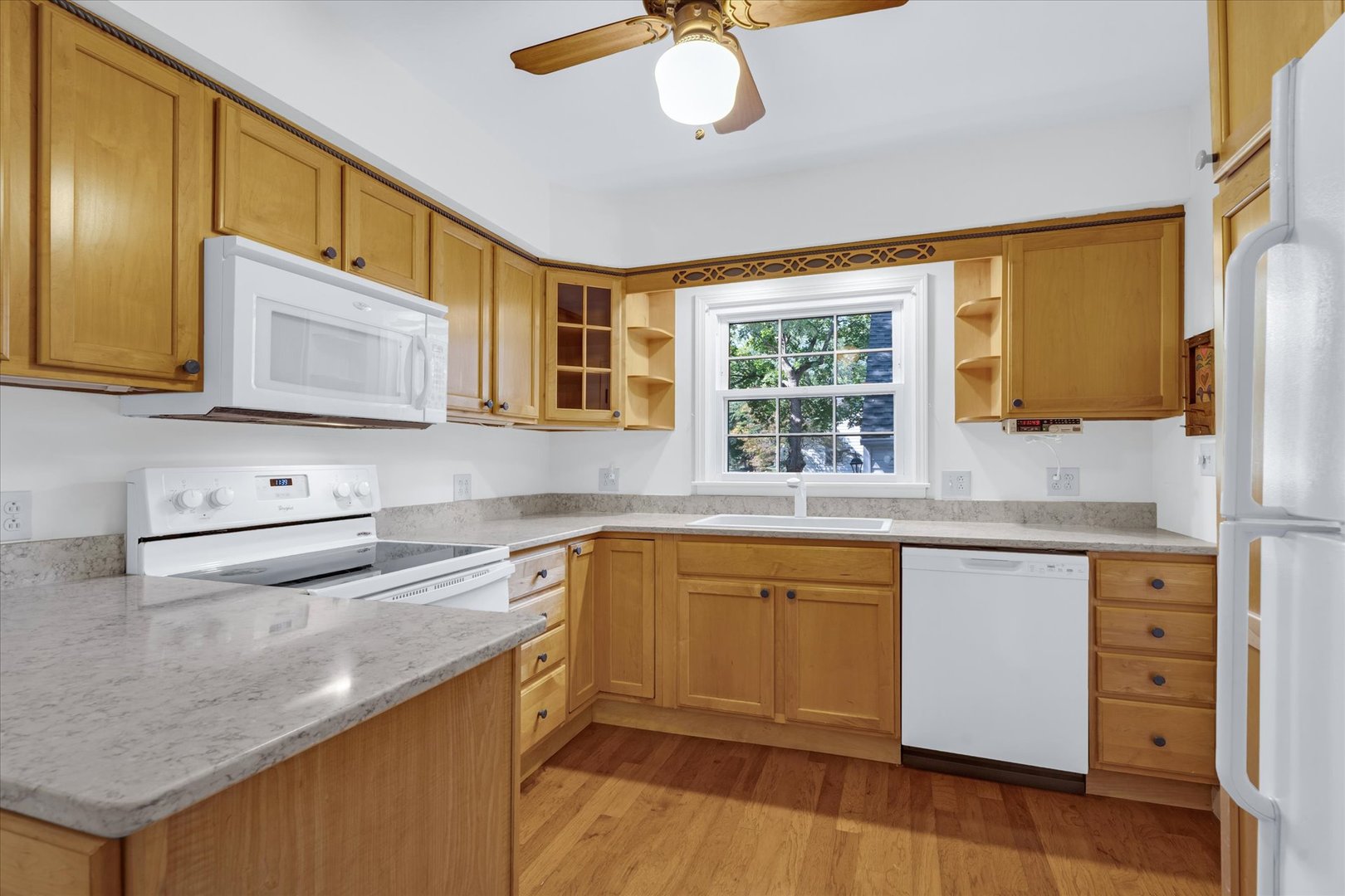 1102 West John Street Champaign, IL 61821 - Photo 11 of 48