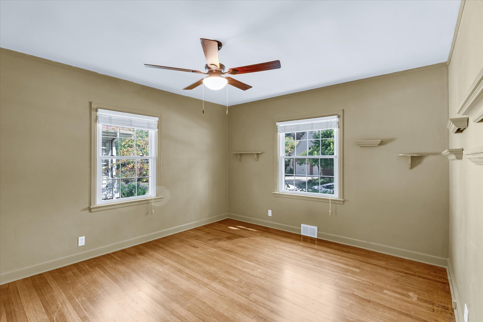 1102 West John Street Champaign, IL 61821 - Photo 15 of 48