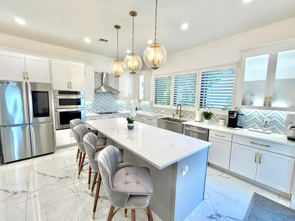 $999,980 | 486 South Cortez Drive Circle South, Unit 486, Margate, FL 33068