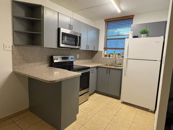 $1,850 | 1801 South Treasure Drive, Unit 312A, North Bay Village, FL 33141