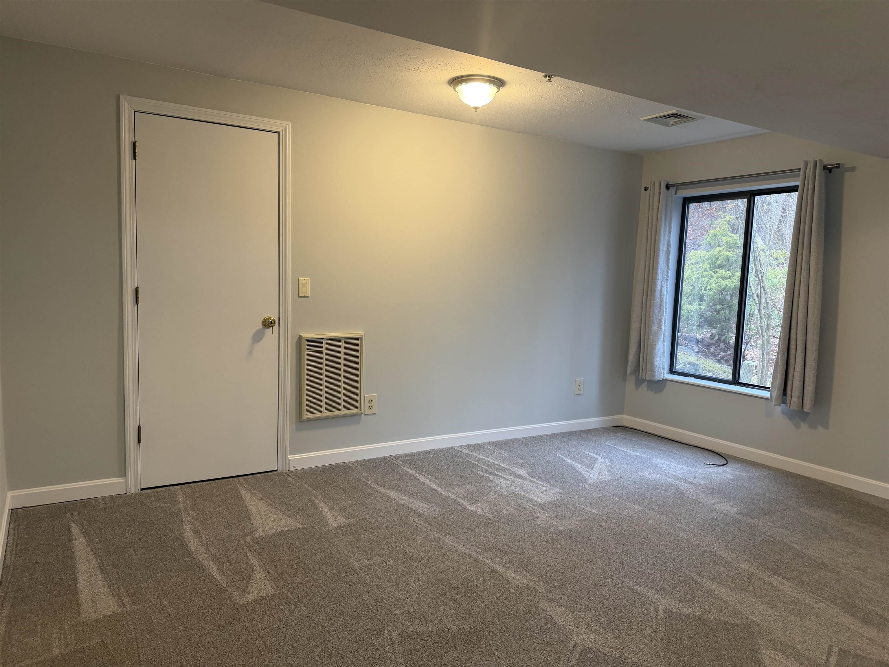 17 Bayberry Drive Atkinson, NH 03811 - Photo 34 of 39