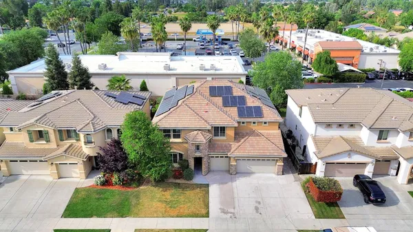 $837,790 | 1823 Houston Avenue, Clovis, CA 93611