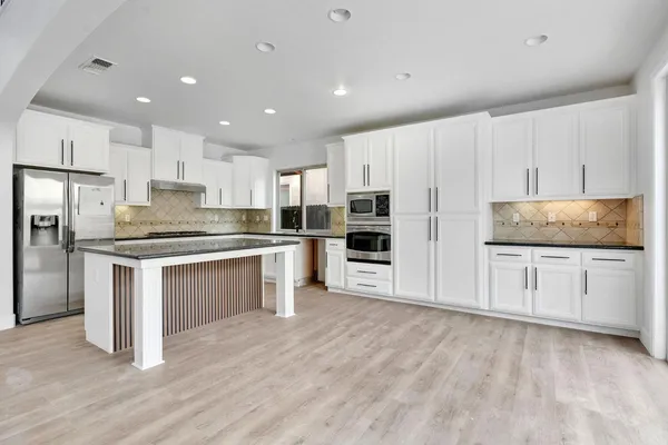 $837,790 | 1823 Houston Avenue, Clovis, CA 93611