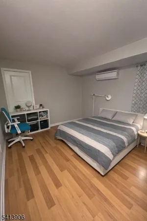 $2,550 | 70 Port Avenue, Elizabeth Port, NJ 07206