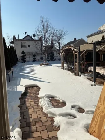 $2,550 | 70 Port Avenue, Elizabeth Port, NJ 07206