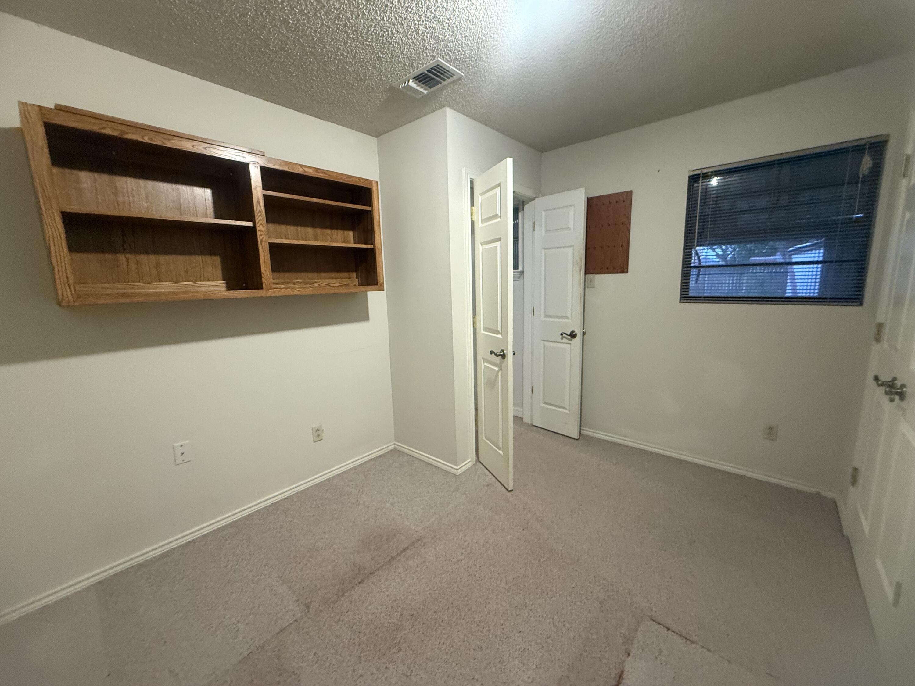 5527 94th Street Lubbock, TX 79424 - Photo 38 of 56 94th flex room view 2